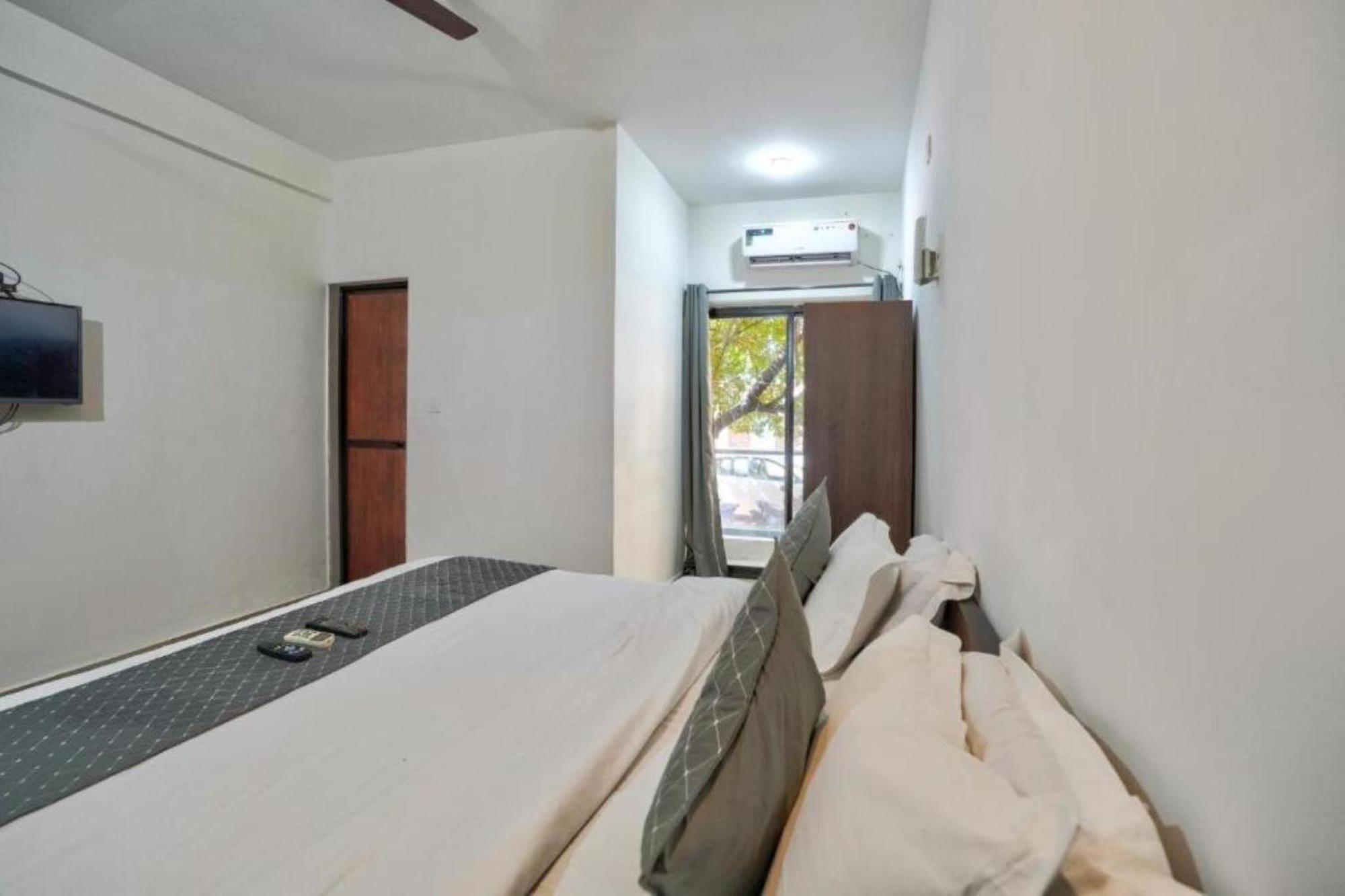 Ocean Wave Calangute Hotel Ngoại thất bức ảnh